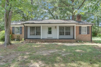 1220 Blarney Ct, Raleigh, NC 27610