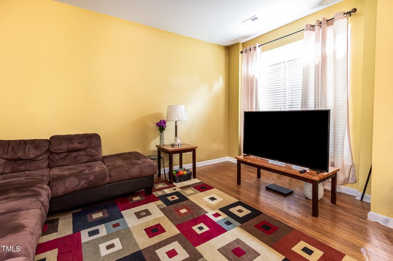 1220 Canyon Rock Ct #107, Raleigh, NC 27610