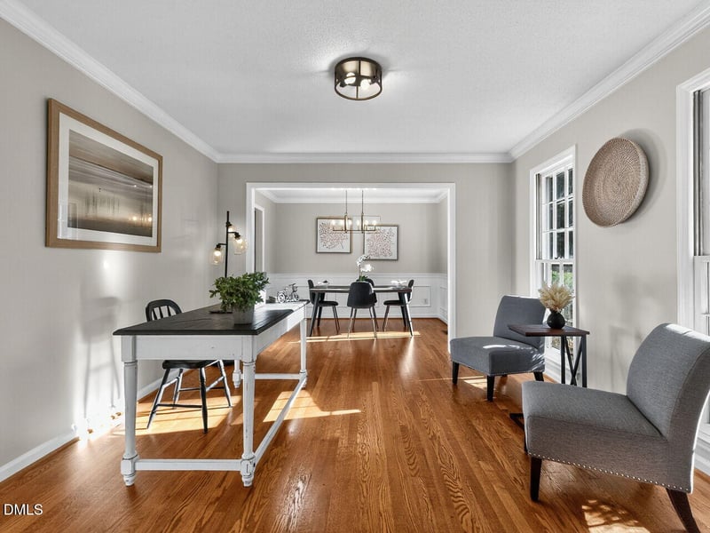 1220 Deerfield Dr, Cary, NC 27511