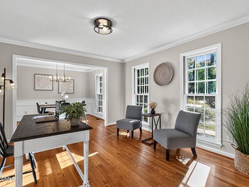 1220 Deerfield Dr, Cary, NC 27511