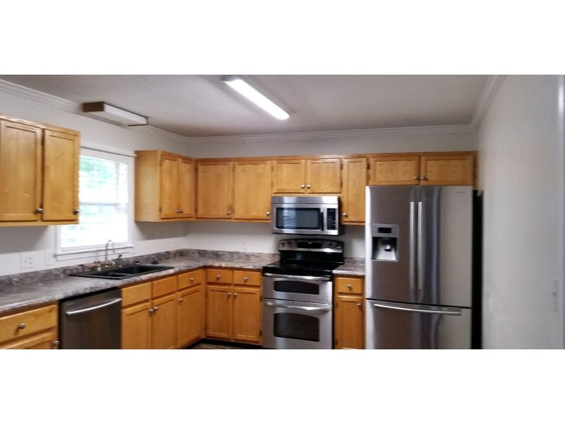 1220 Durham Meadows, Burlington, NC 27217