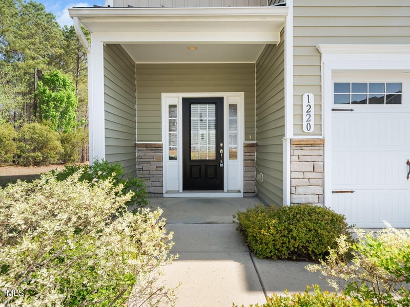 1220 Falcon Ridge Ln, Morrisville, NC 27560