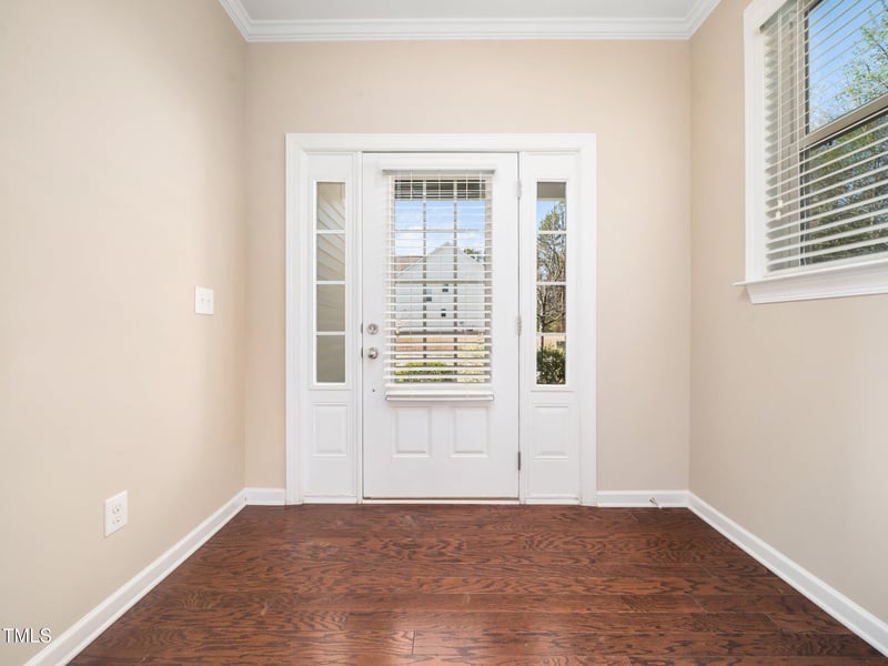 1220 Falcon Ridge Ln, Morrisville, NC 27560
