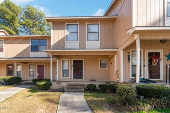 1220 Forest Dr, Fayetteville, NC 28303