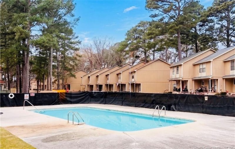 1220 Forest Dr, Fayetteville, NC 28303