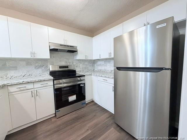 1220 Forest Dr, Fayetteville, NC 28303