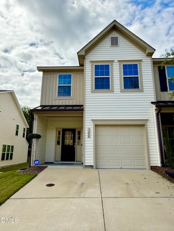 1220 Garden Stone Dr, Raleigh, NC 27610