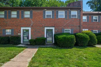 1220 Manassas Ct, Raleigh, NC 27609
