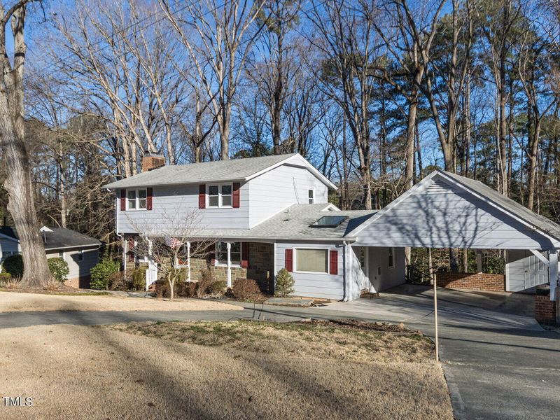 1220 Manchester Dr, Raleigh, NC 27609