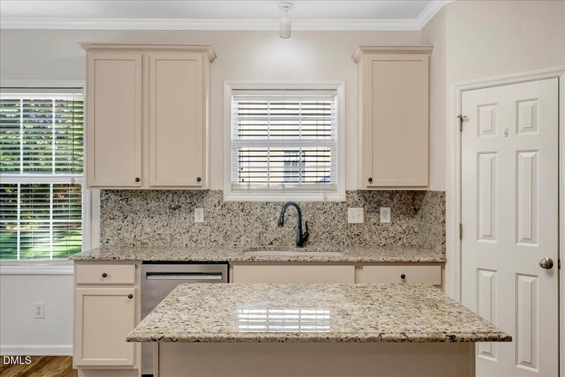 1220 Middleton Dr, Creedmoor, NC 27522