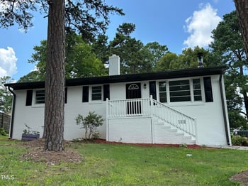 1220 Roanoke Ave, Henderson, NC 27536