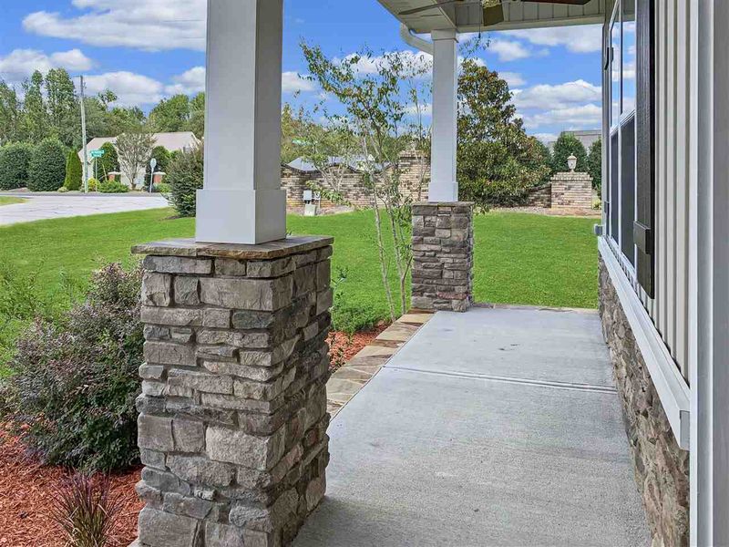 1220 Silver Farm Rd, Raleigh, NC 27603