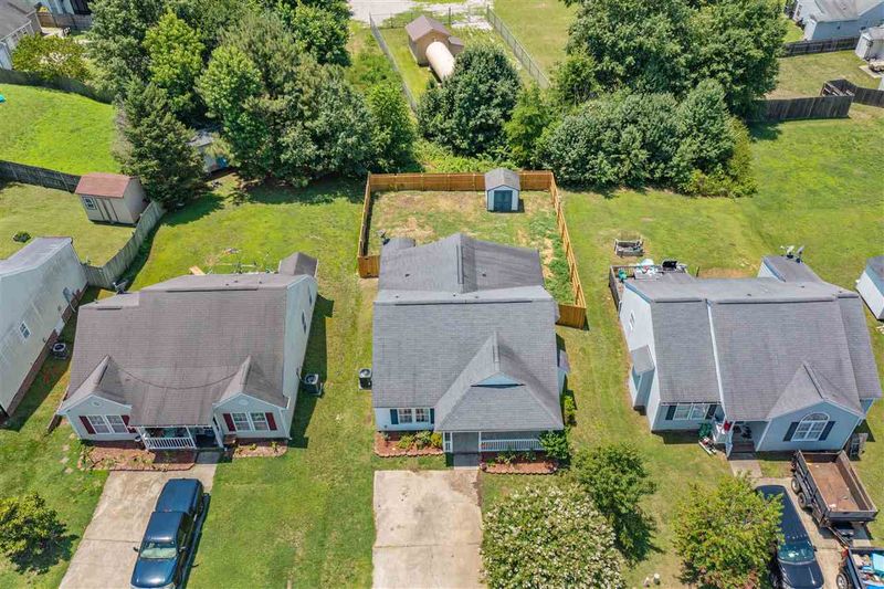 1220 Topping Ln, Knightdale, NC 27545