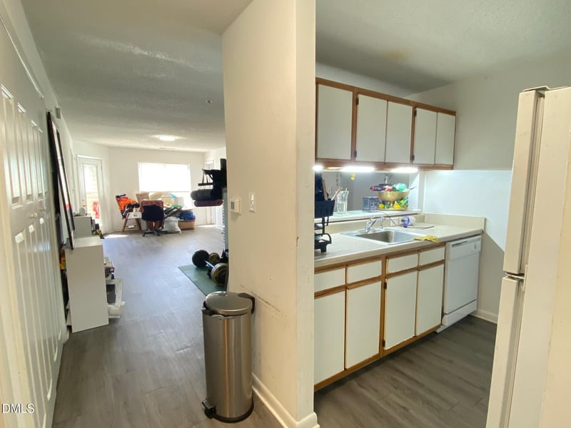 1220 University Ct #203, Raleigh, NC 27606