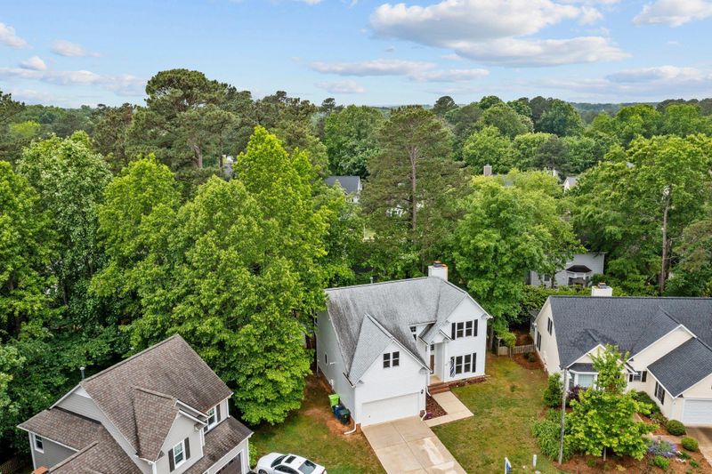 12205 Harcourt Dr, Raleigh, NC 27613