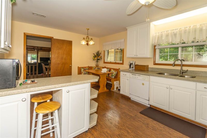 1221 Ben Bow Dr, Durham, NC 27704