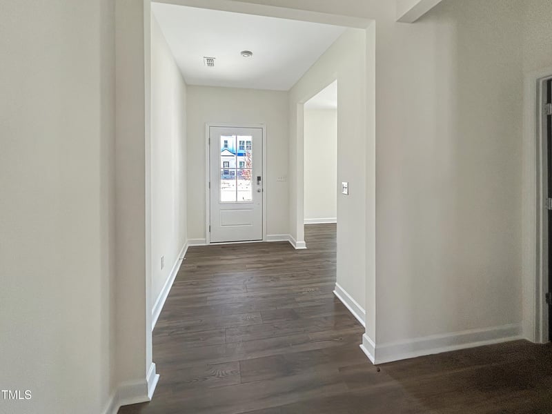 1221 Dimaggio Dr #10, Raleigh, NC 27616