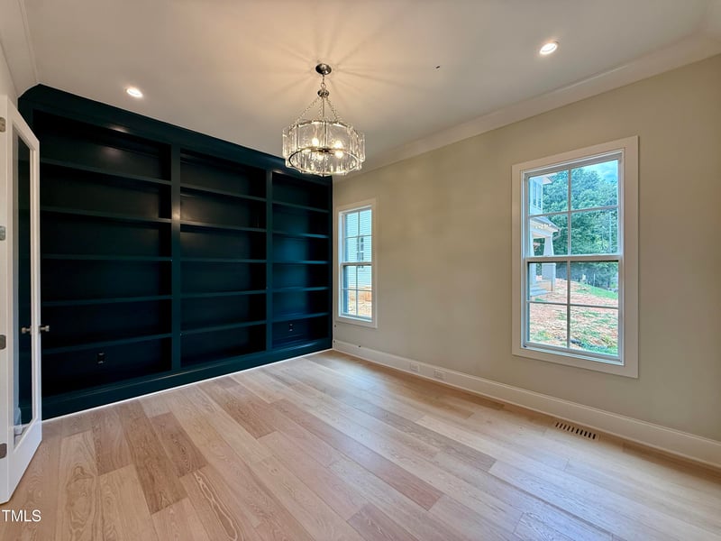 1221 Dixie Trl, Raleigh, NC 27607