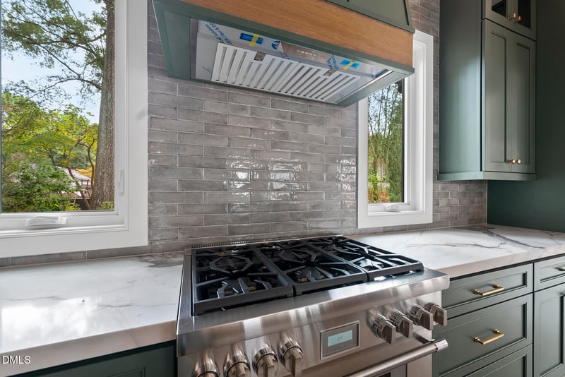 1221 Dixie Trl, Raleigh, NC 27607