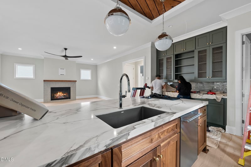 1221 Dixie Trl, Raleigh, NC 27607