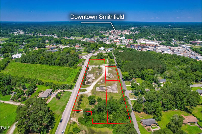 1221 E Market St, Smithfield, NC 27577