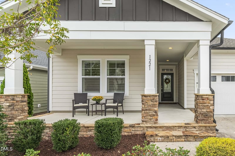 1221 Elk Falls Dr, Wendell, NC 27591