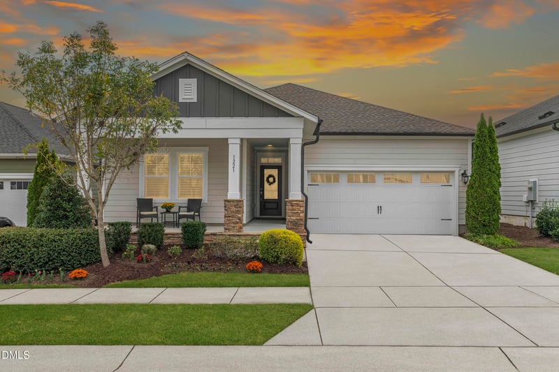 1221 Elk Falls Dr, Wendell, NC 27591