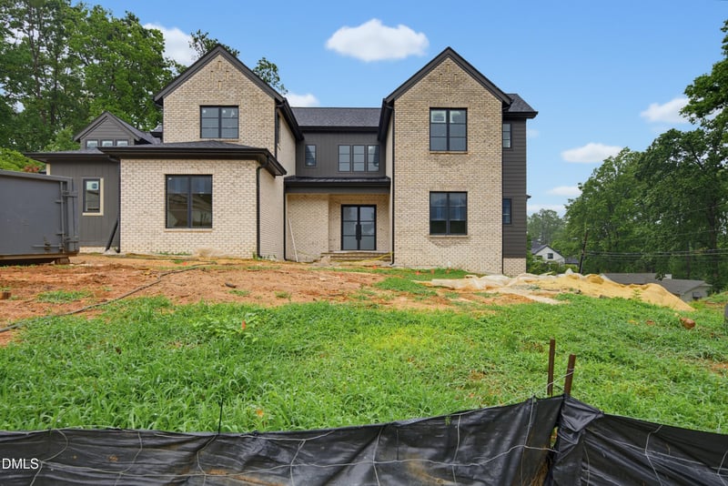 1221 Gunnison Pl, Raleigh, NC 27609