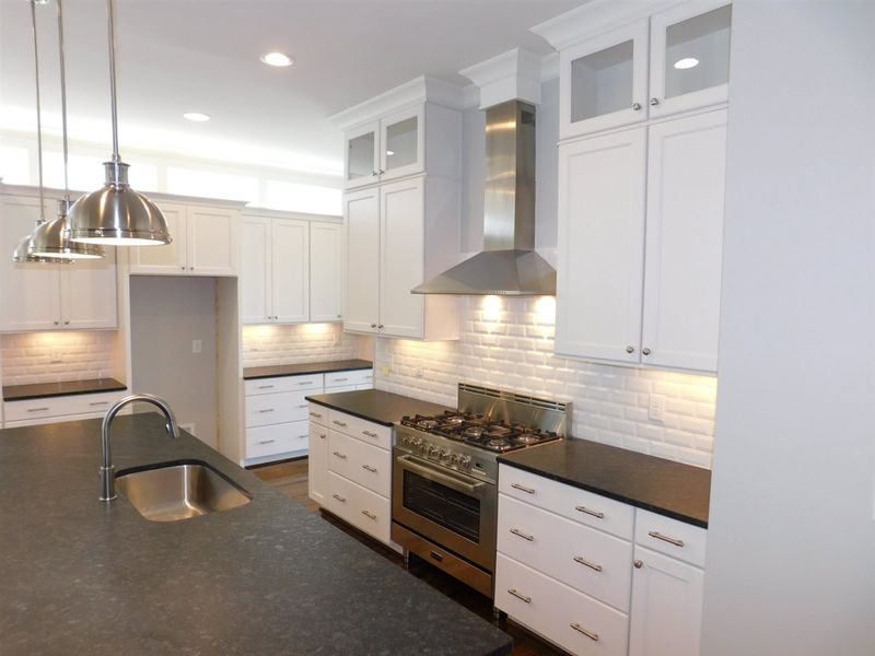 1221 Lowland St, Apex, NC 27523