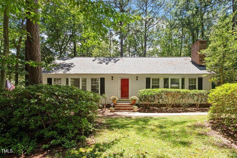 1221 Moultrie Ct, Raleigh, NC 27615