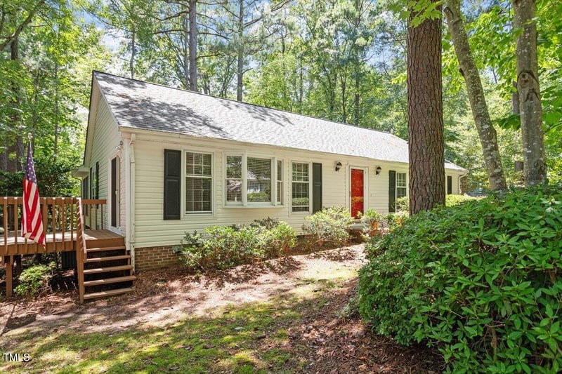 1221 Moultrie Ct, Raleigh, NC 27615