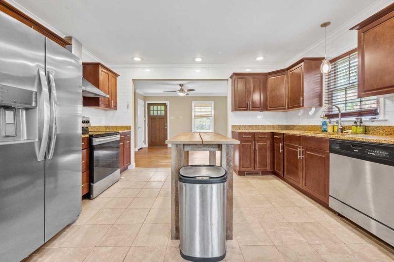 1221 Norris St, Raleigh, NC 27604