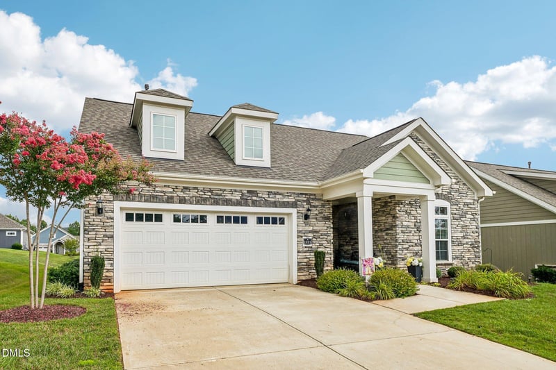 1221 Prospect Dr, Mebane, NC 27302