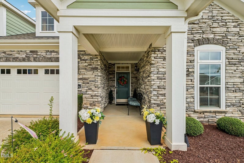 1221 Prospect Dr, Mebane, NC 27302