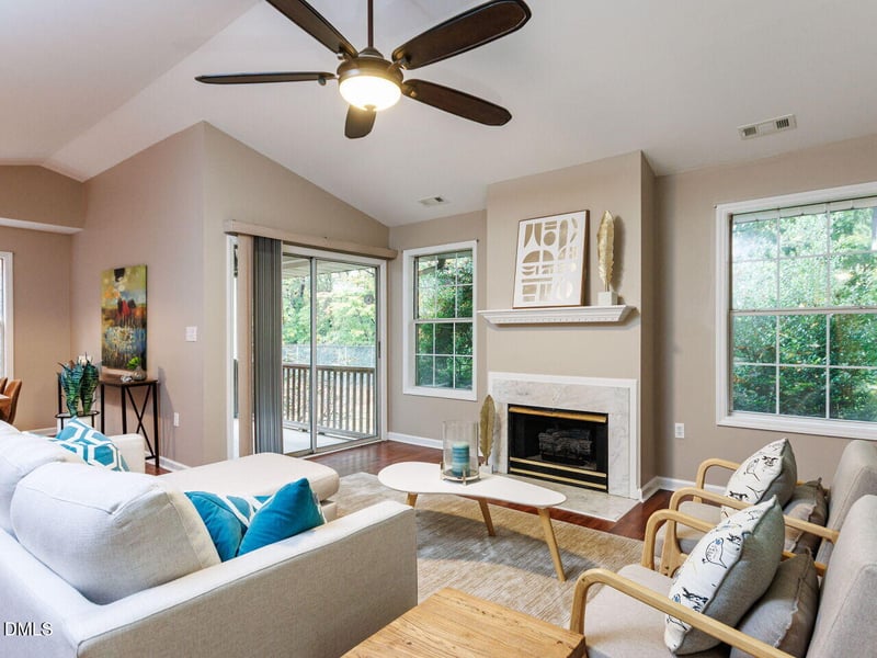 1221 Renshaw Ct, Cary, NC 27518