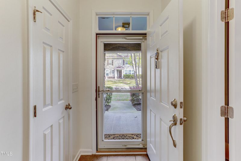 1221 Seattle Slew Ln, Cary, NC 27519