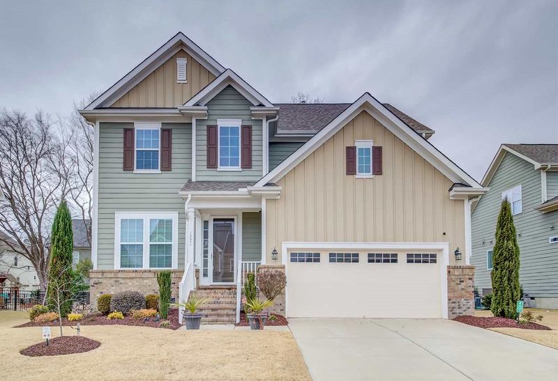 1221 Stonemill Falls Dr, Wake Forest, NC 27587