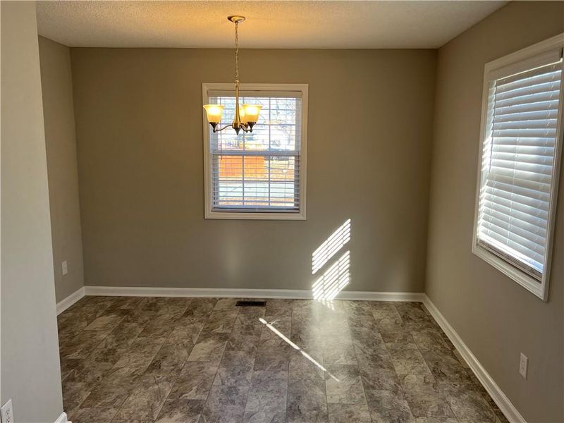 1221 Stonewall Ave, Burlington, NC 27217