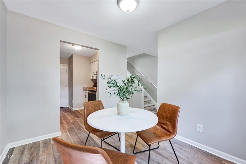 1221 Teakwood Pl, Raleigh, NC 27606