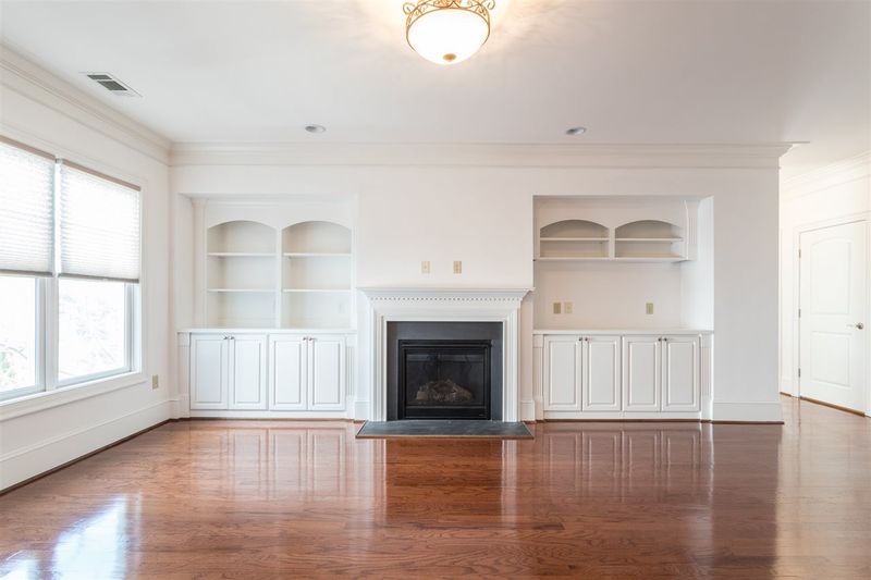 1221 Waterford Lake Dr #1221, Cary, NC 27519