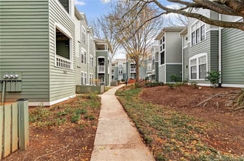 1221 Westview Ln #301, Raleigh, NC 27605