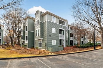 1221 Westview Ln #301, Raleigh, NC 27605