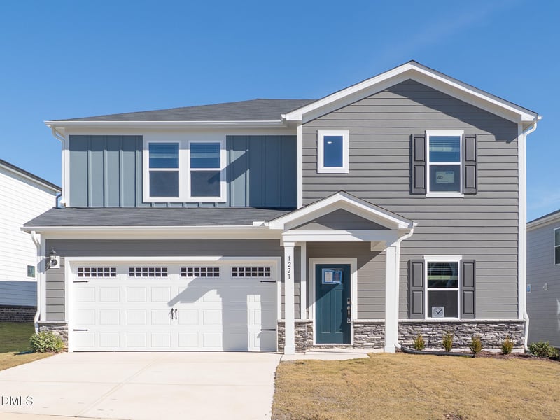 1221 Whitespire Way, Zebulon, NC 27597