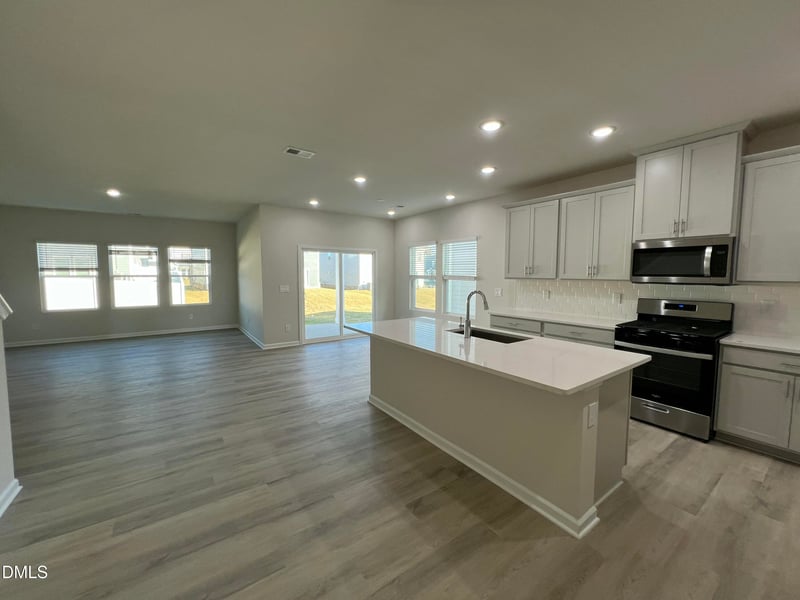 1221 Whitespire Way, Zebulon, NC 27597