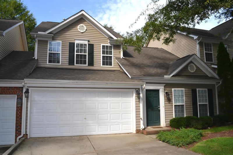12215 Fox Valley St, Raleigh, NC 27614