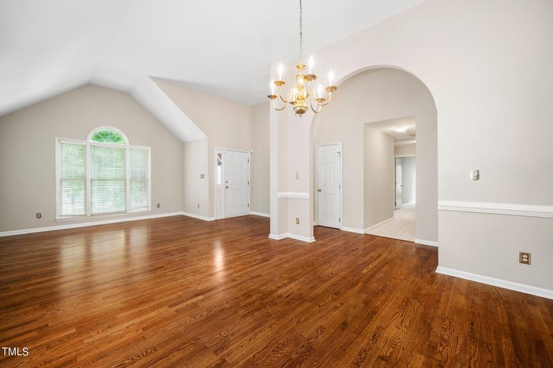 12216 Freemont Ln, Raleigh, NC 27613