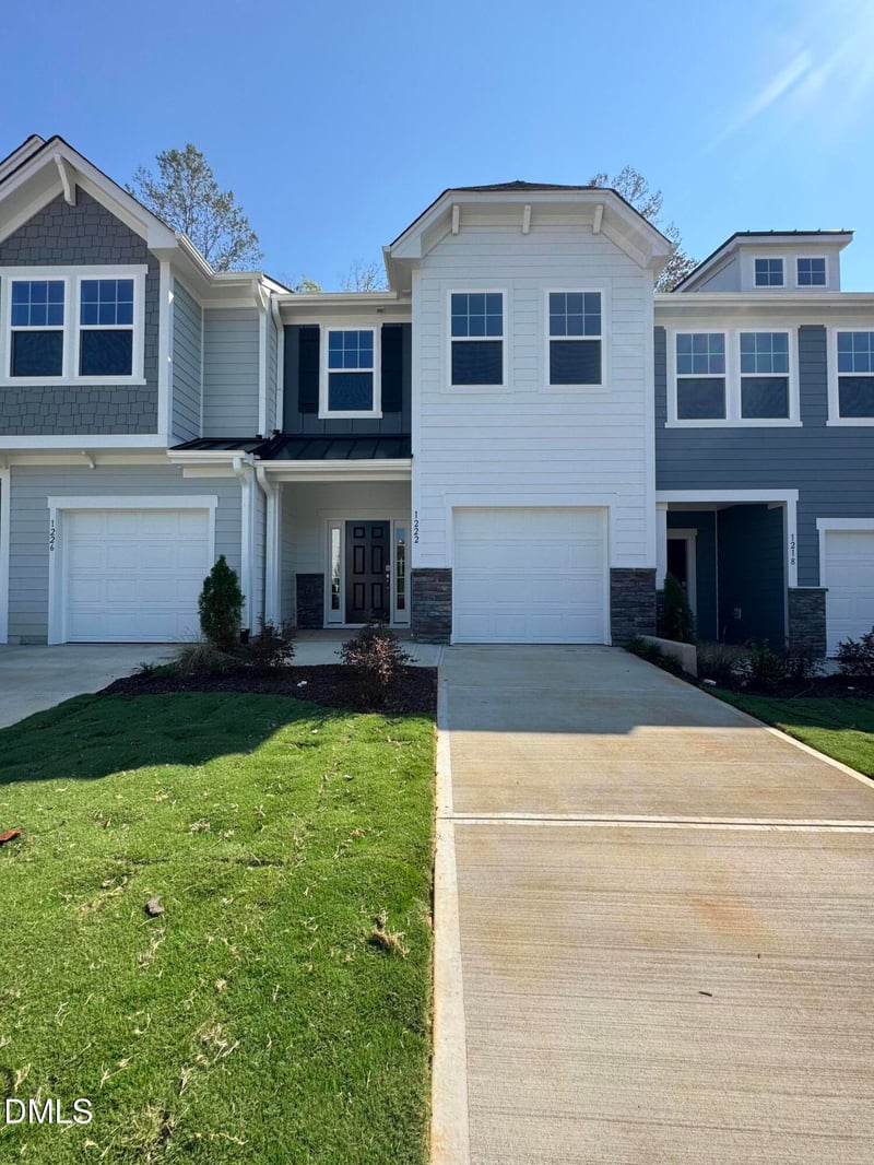1222 Hammond Dr, Mebane, NC 27302