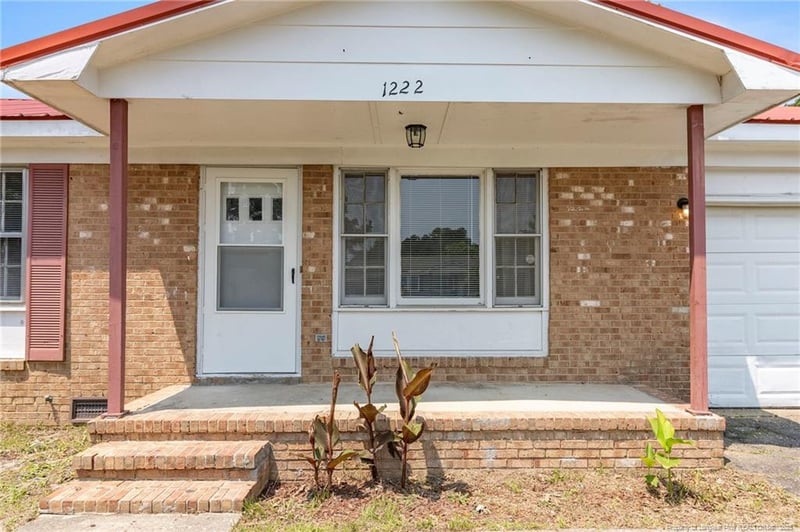 1222 Kienast Dr, Fayetteville, NC 28314