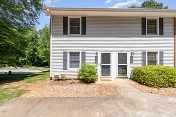 1223 Jamestown Ct, Cary, NC 27511