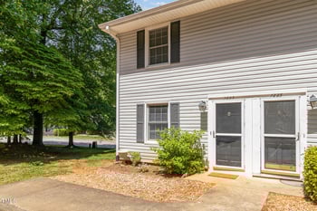 1223 Jamestown Ct, Cary, NC 27511